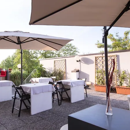 Hotel Fidenza 3*