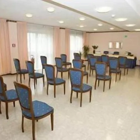 Otel Hotel Fidenza