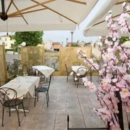 Otel Hotel Fidenza